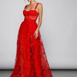 Red beautiful dress !